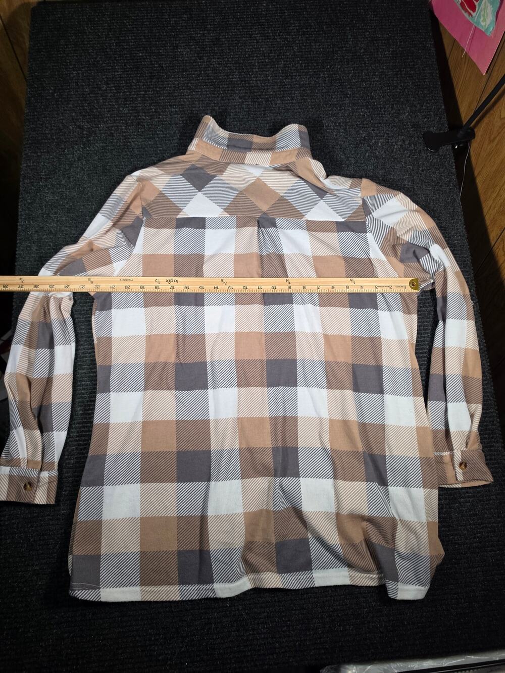 Robert Louis Womens 1X Buffalo Plaid Shirt Tan Knit